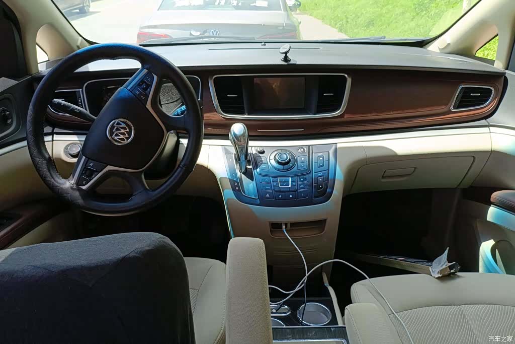 Buick GL8, 2019 12