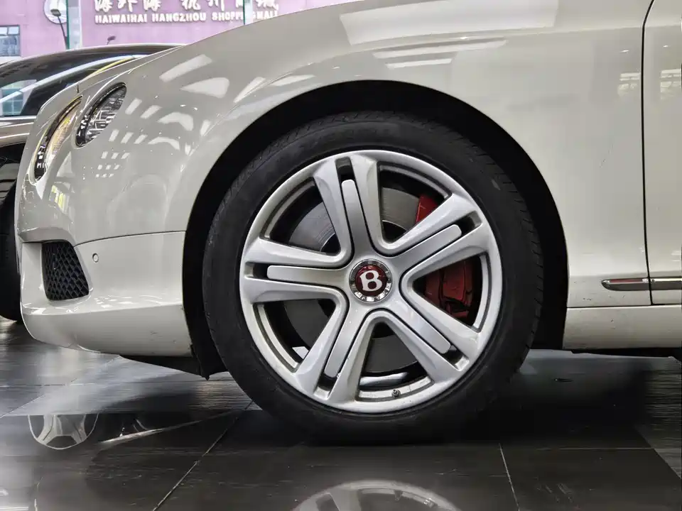 Bentley Continental