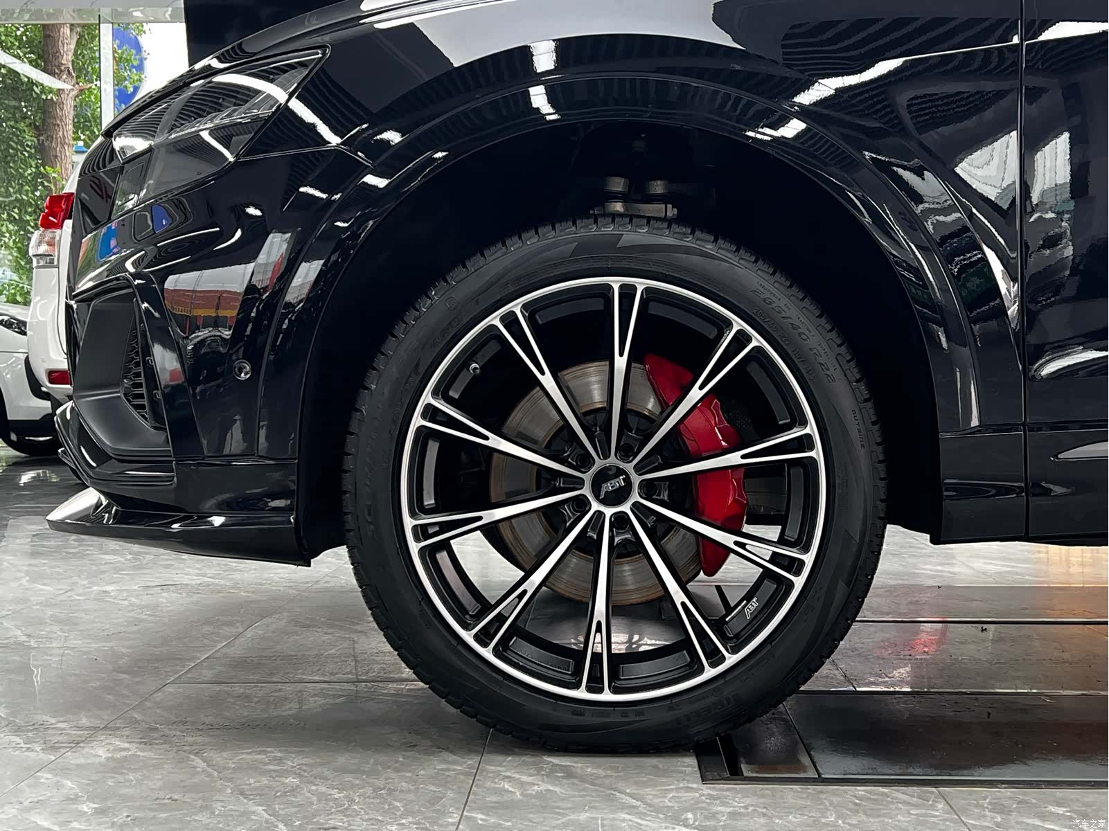 Audi Q8, 2020 8
