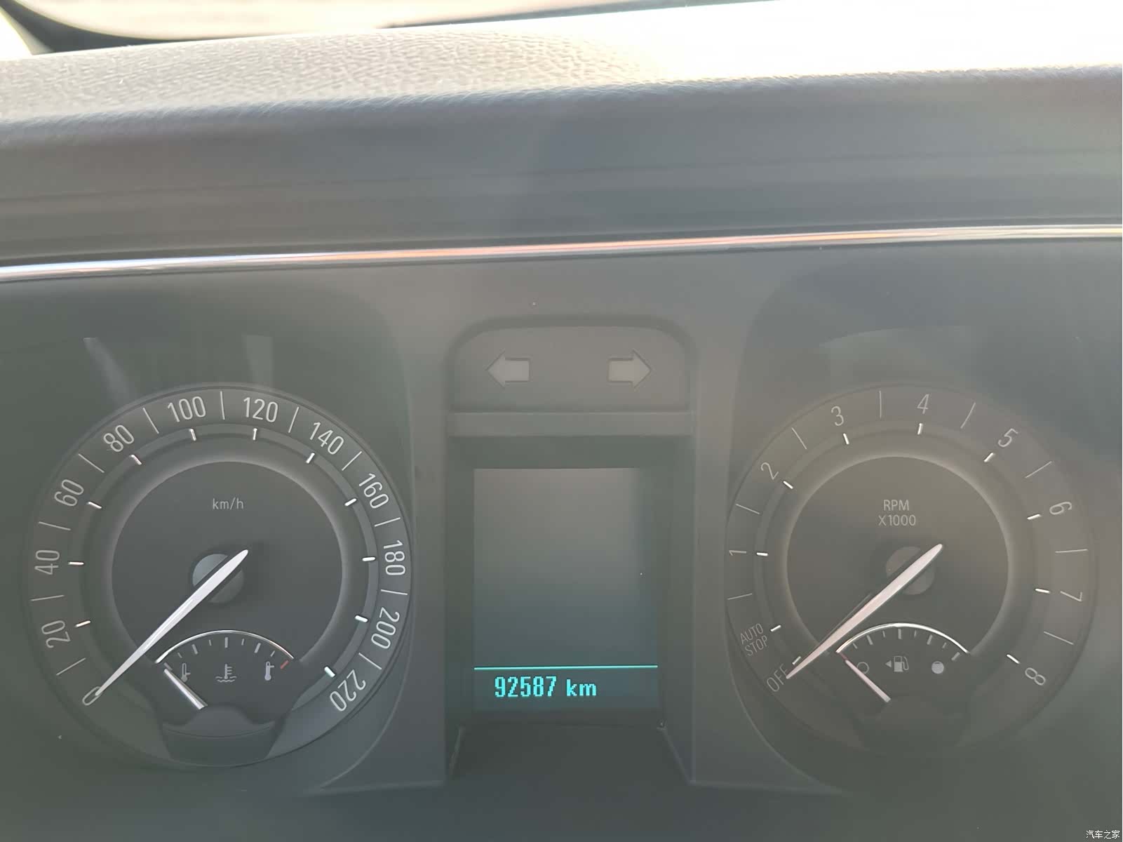 Buick GL8, 2019 4