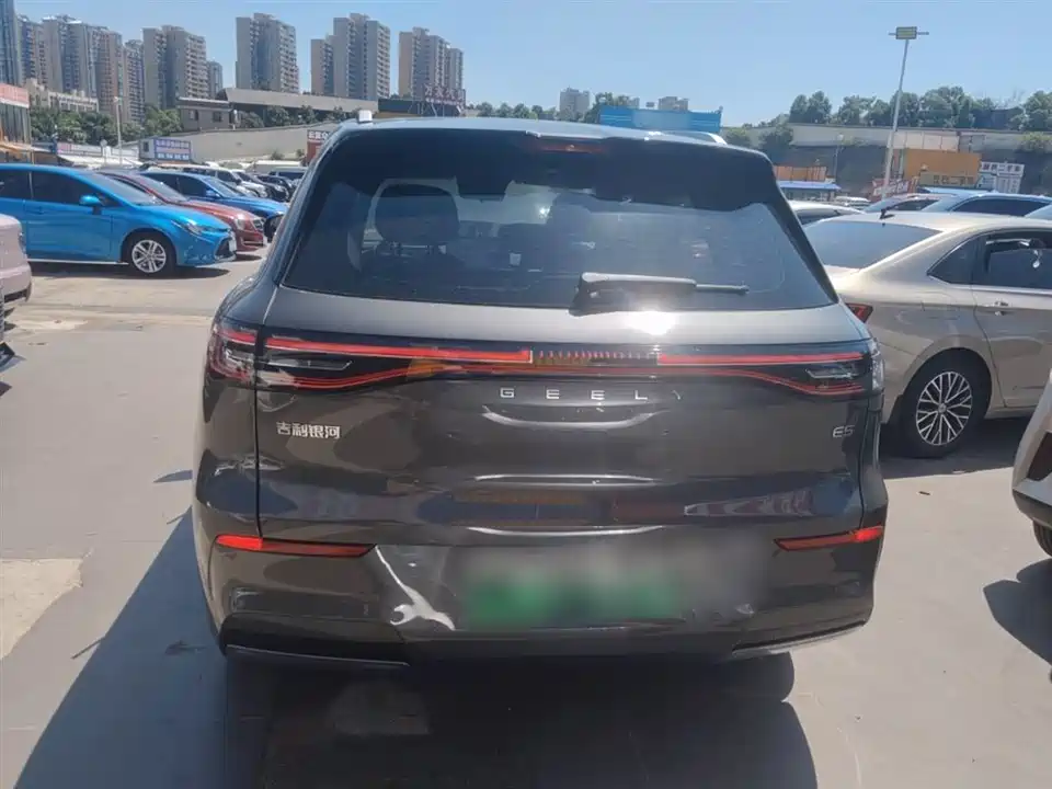 Geely Galaxy Galaxy E5