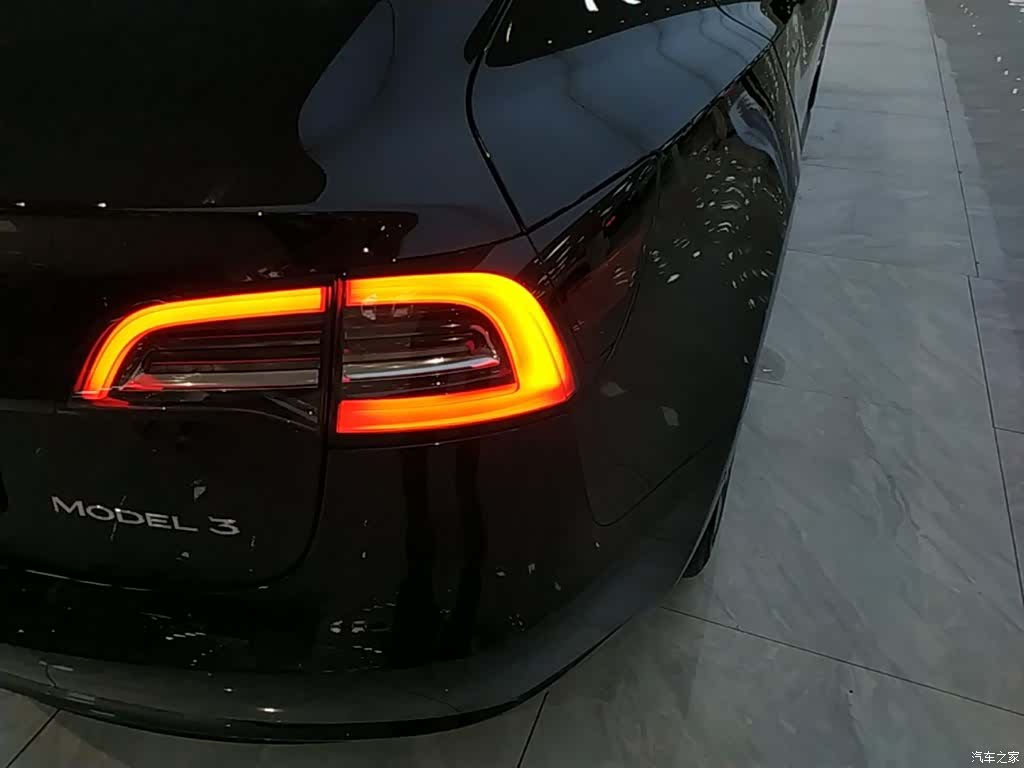 Tesla Model 3, 2022 8
