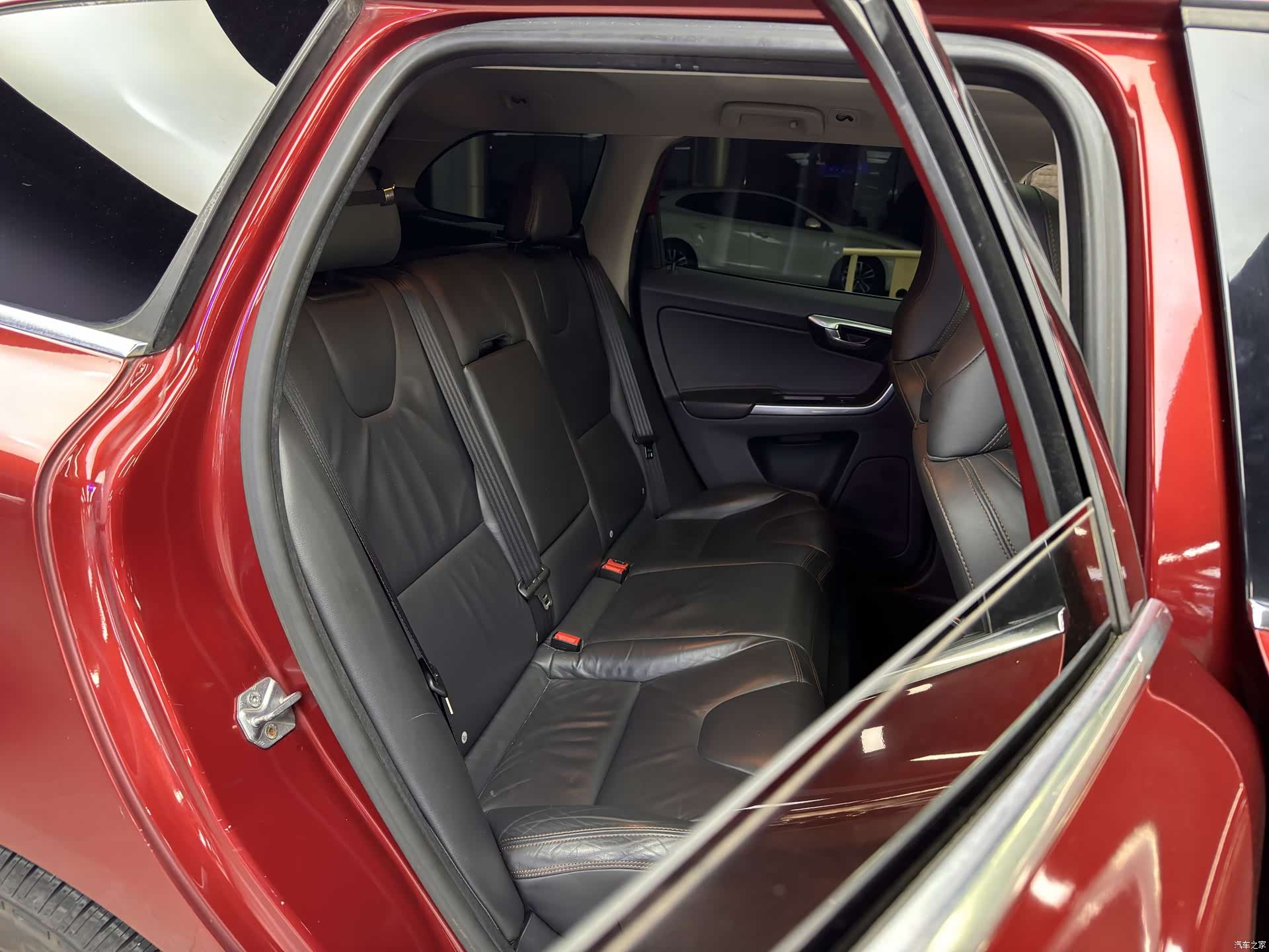 Volvo XC60, 2014 13