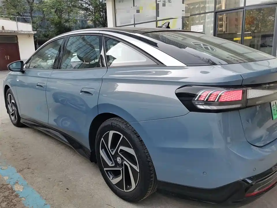 Volkswagen ID.7 VIZZION