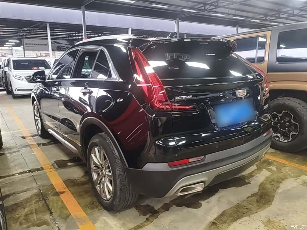 Cadillac XT4, 2021 все фото