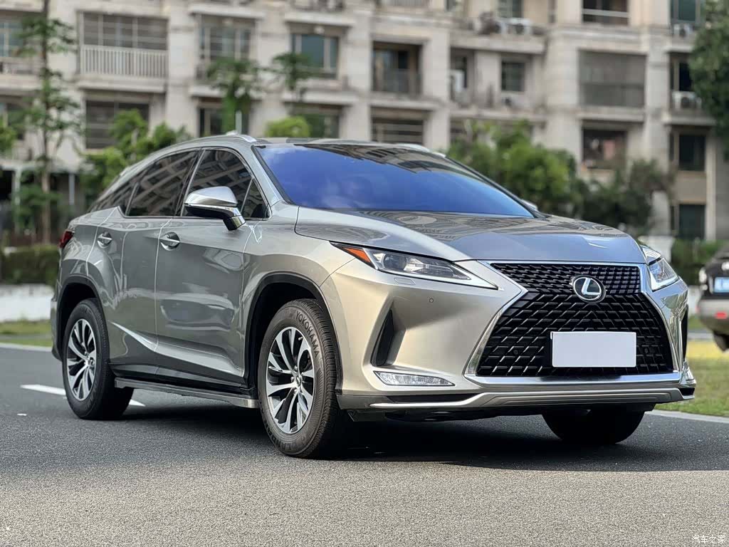 Lexus RX, 2020 3