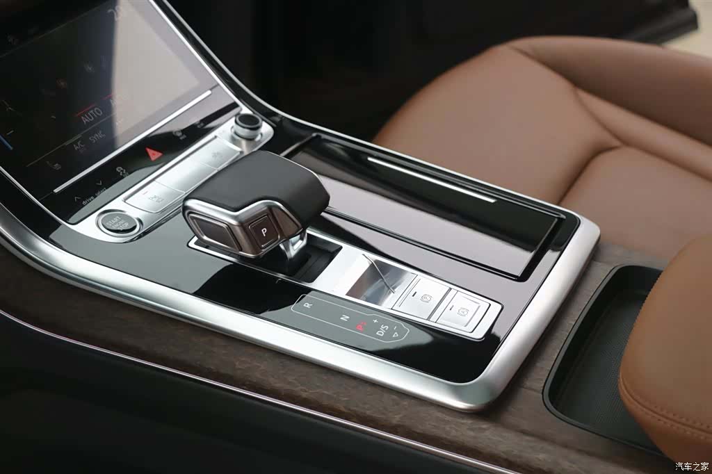 Audi Q7, 2021 15