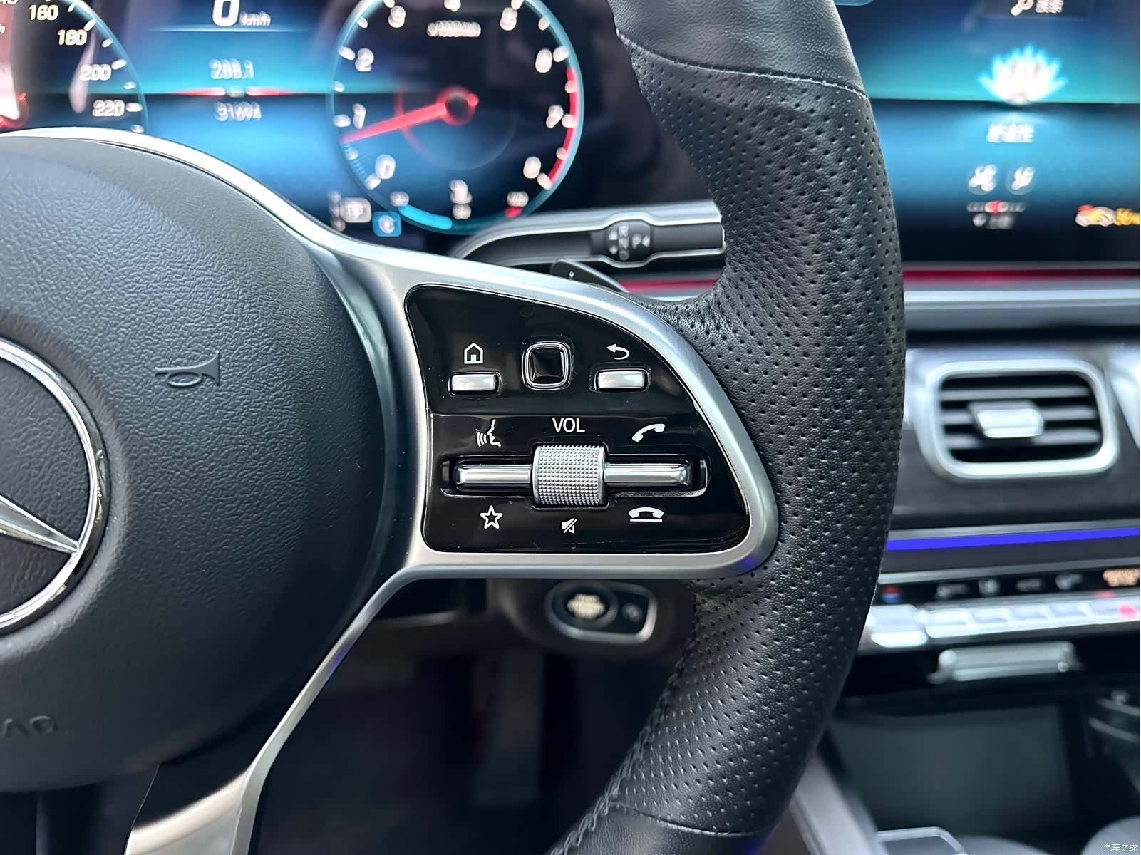 Mercedes-Benz GLE, 2022 13