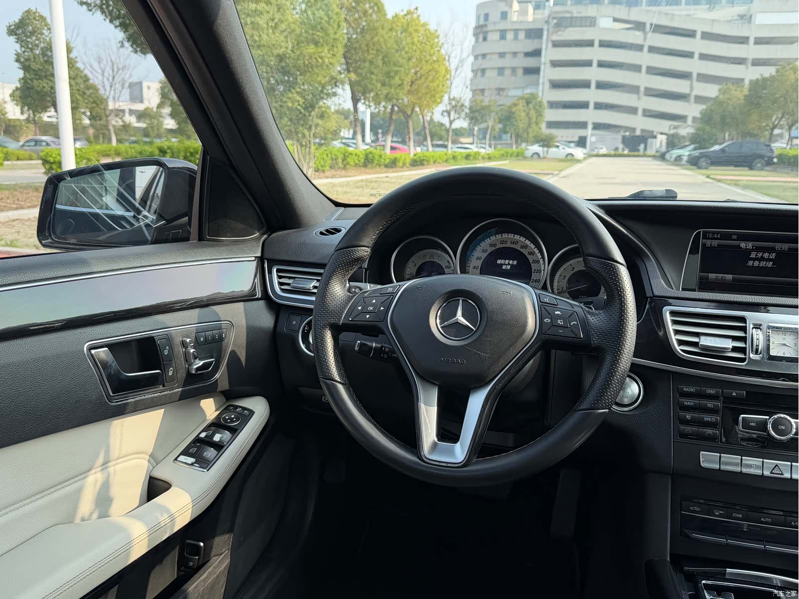 Mercedes-Benz E-Class, 2014 13