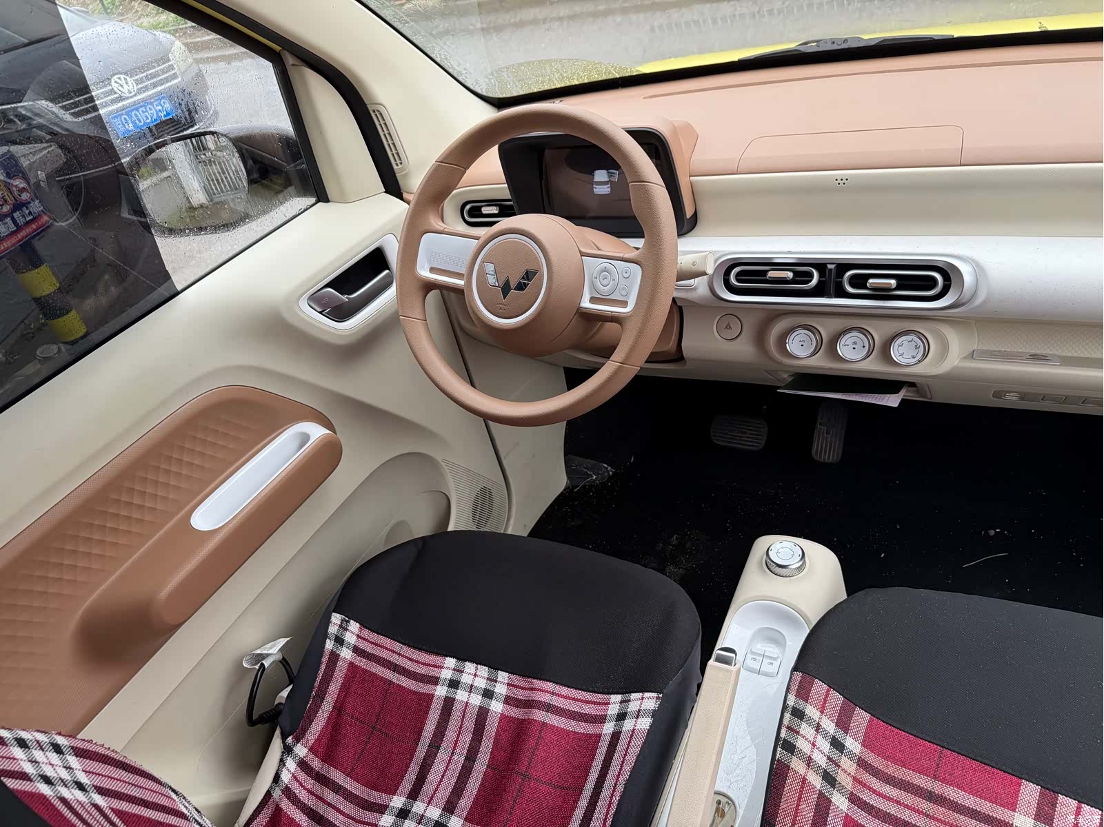 Wuling MINIEV, 2025 7