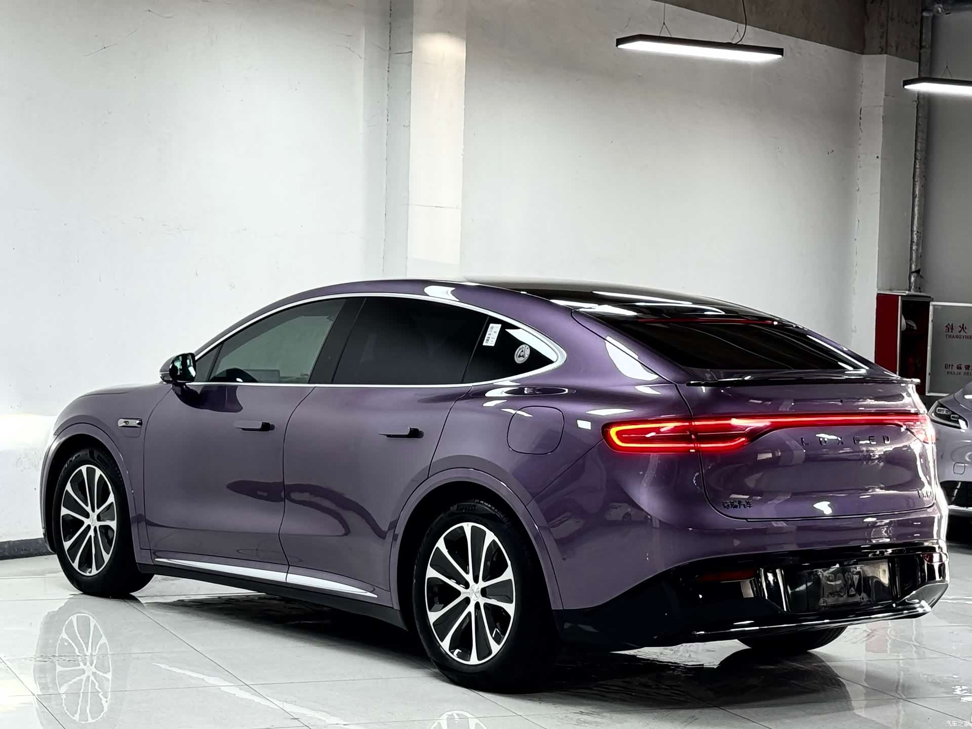 Luxeed R7, 2025 все фото