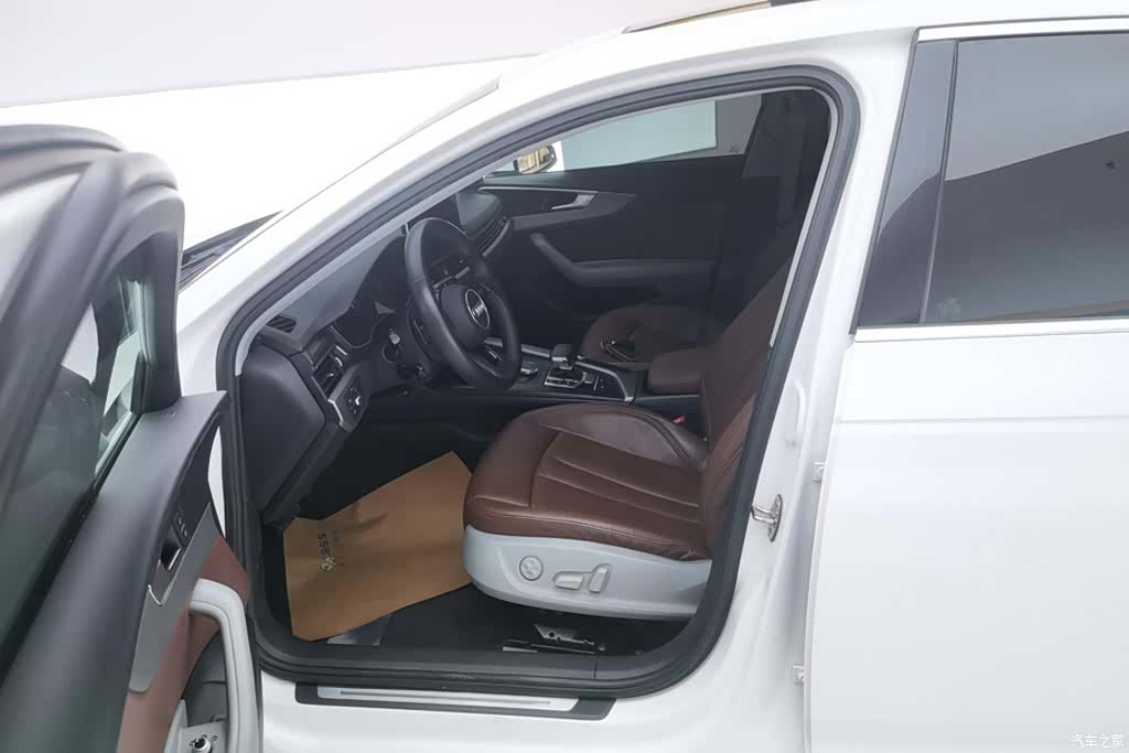Audi A4L, 2018 9