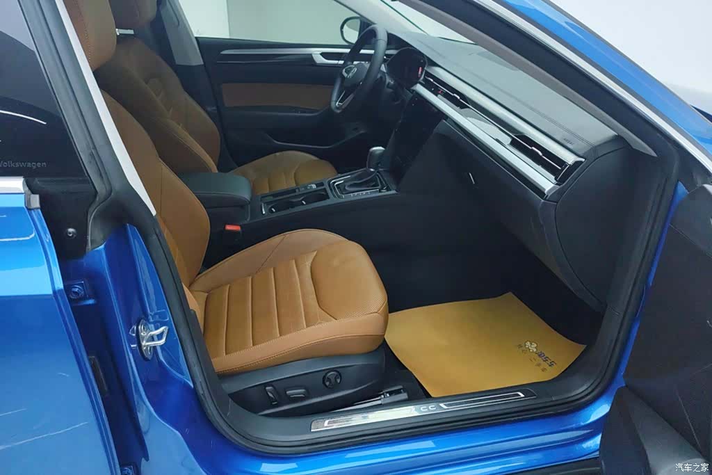 Volkswagen CC, 2021 8