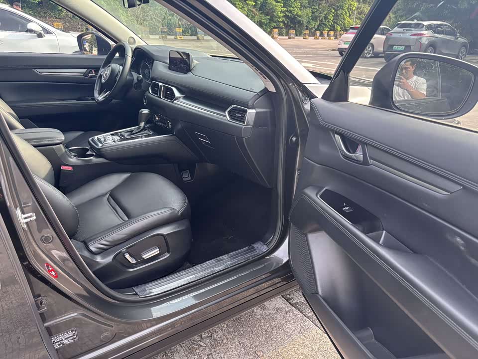 Mazda CX-8
