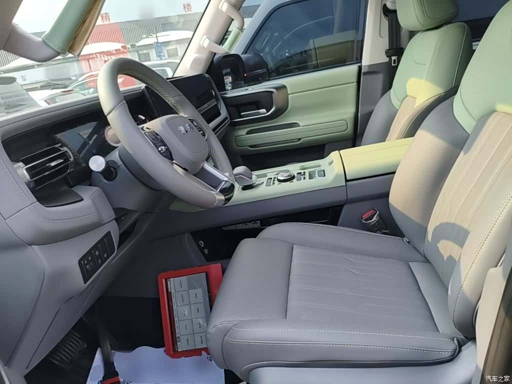 BAIC BJ40, 2026 15