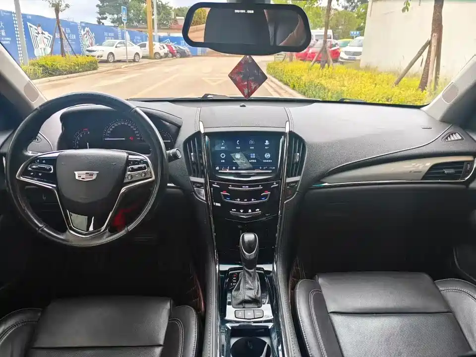 Cadillac ATS-L