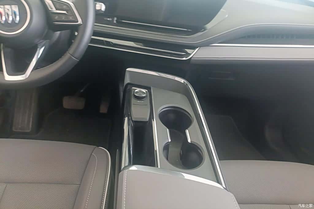 Buick E5, 2025 16