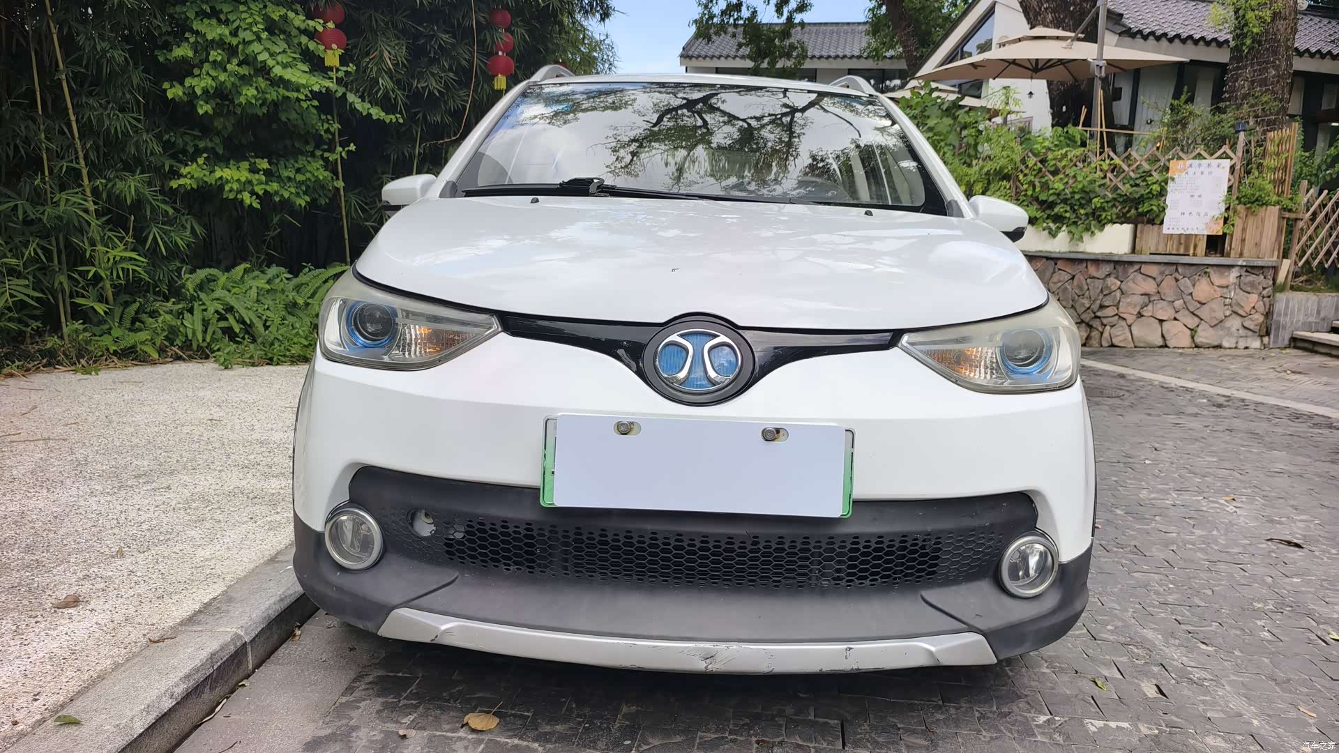 BAIC EC200, 2018 9