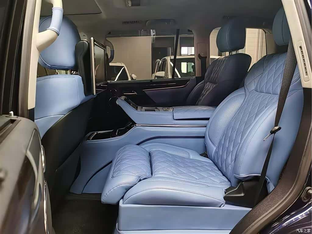 Lexus LX, 2019 6