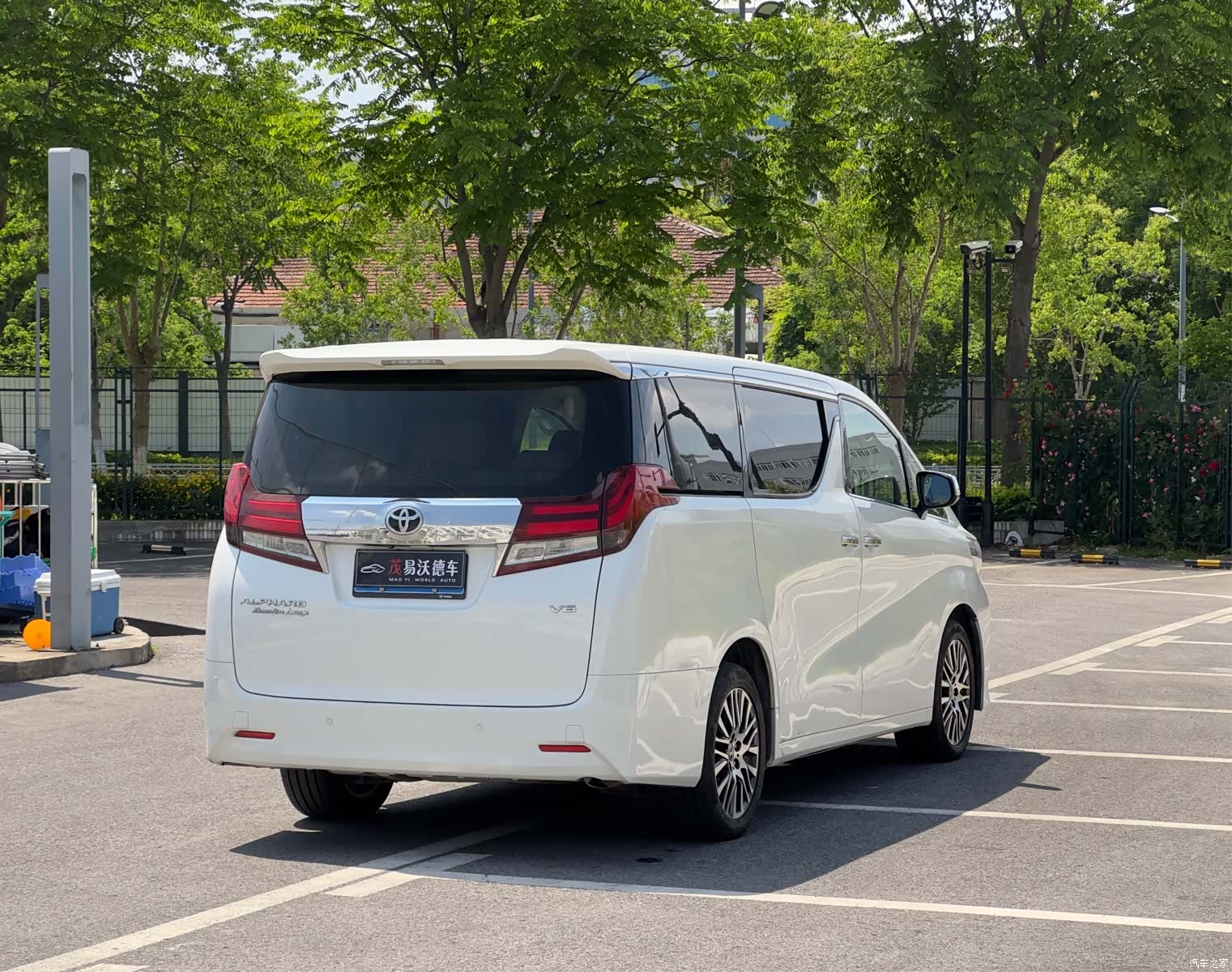Toyota Alphard, 2017 все фото