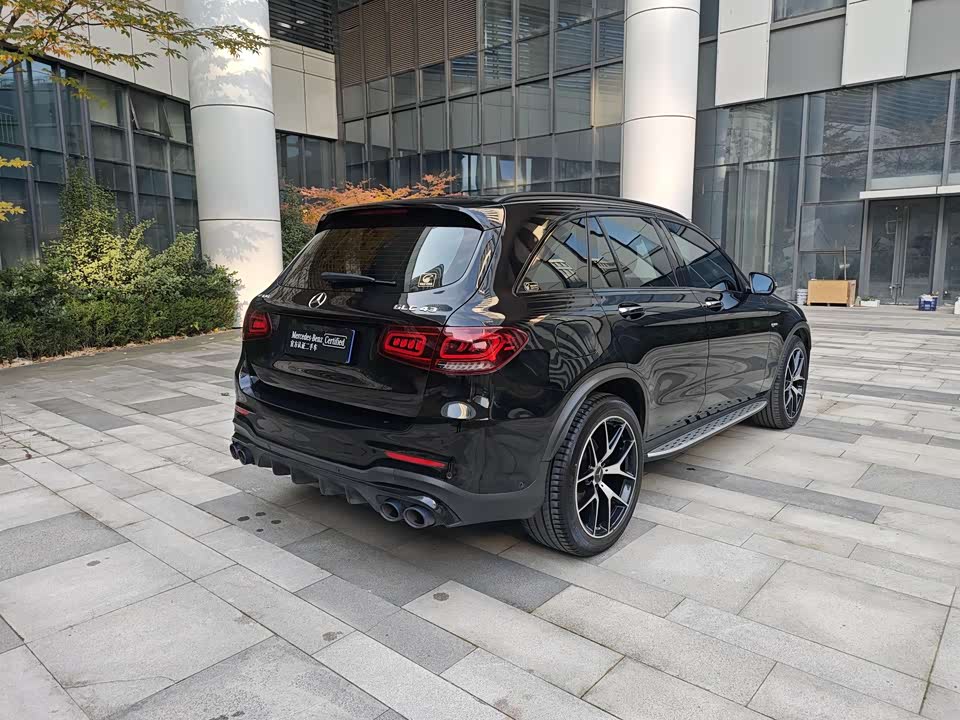 Mercedes-Benz GLC AMG