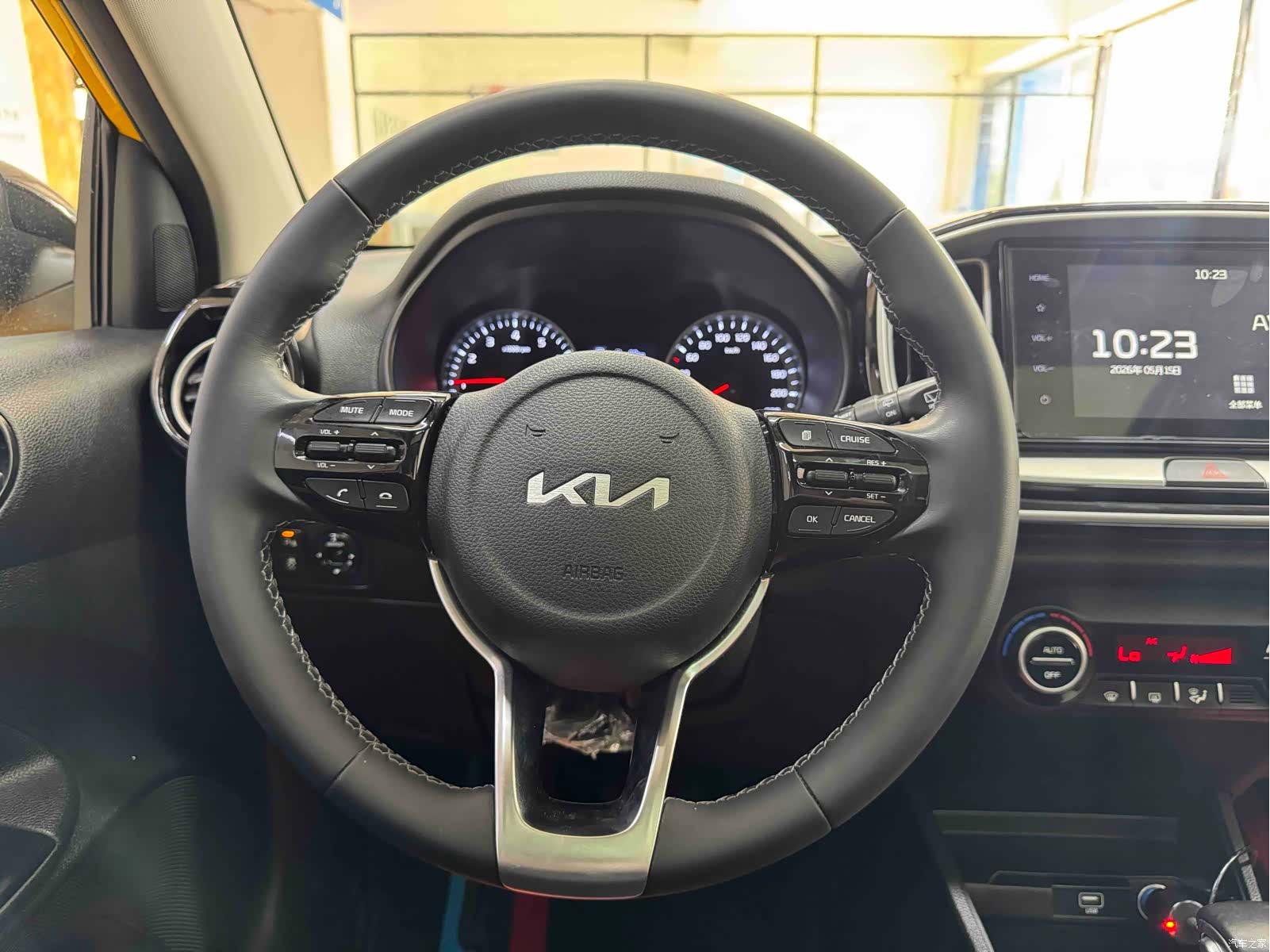 Kia KX1, 2021 15