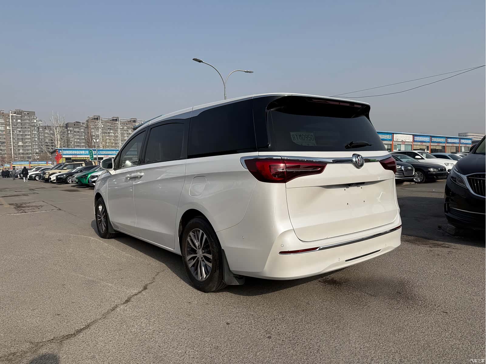 Buick GL8, 2022 13