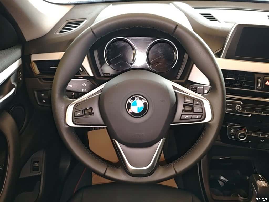 BMW X1, 2019 11