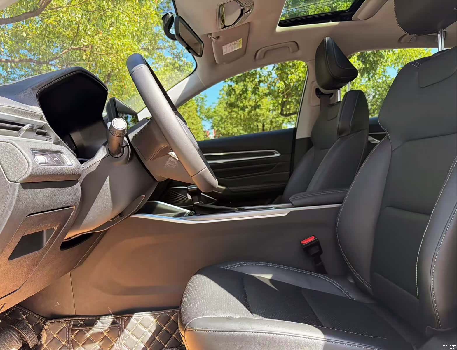 Geely Emgrand, 2022 10