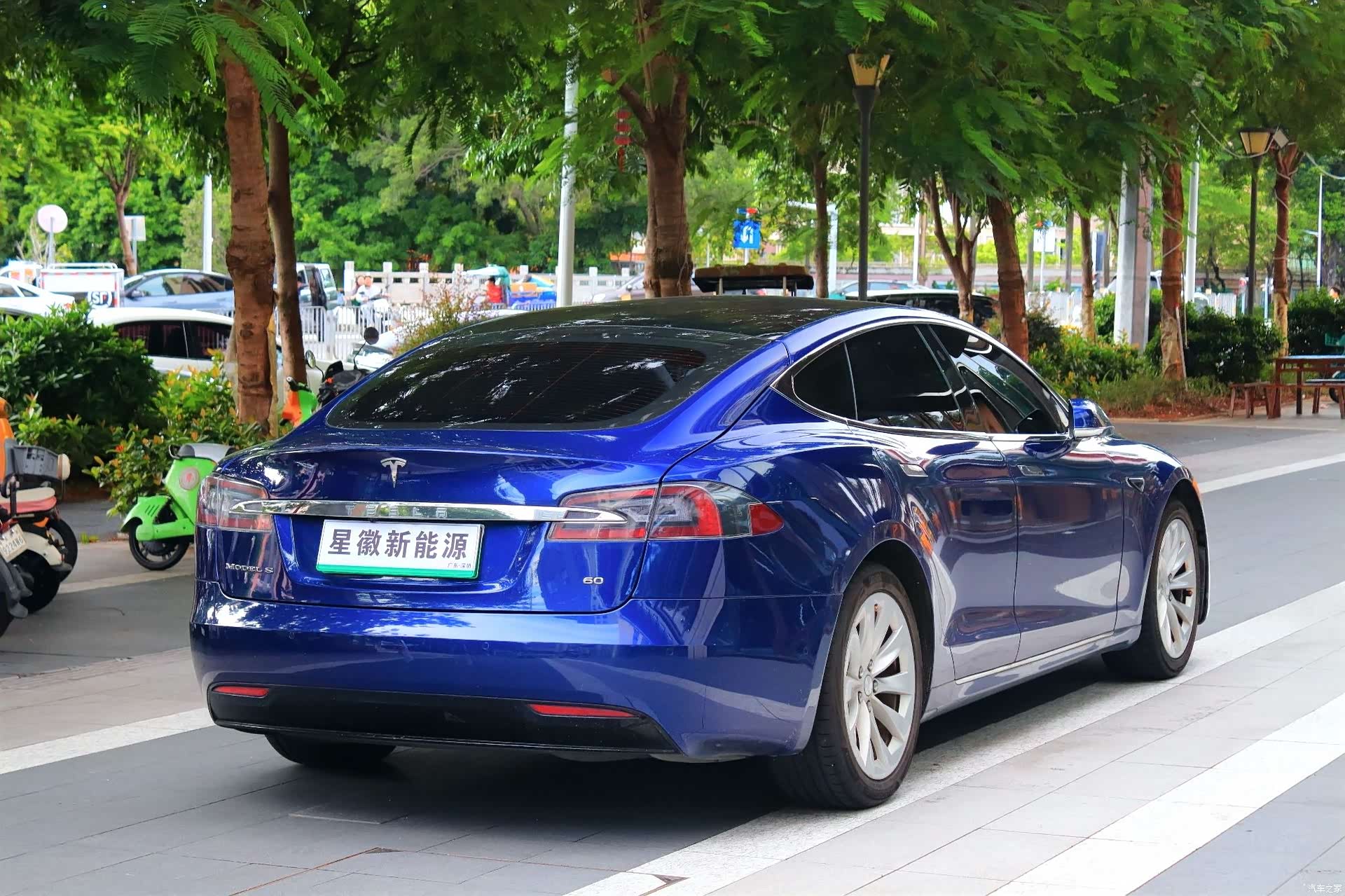 Tesla Model S, 2018 17