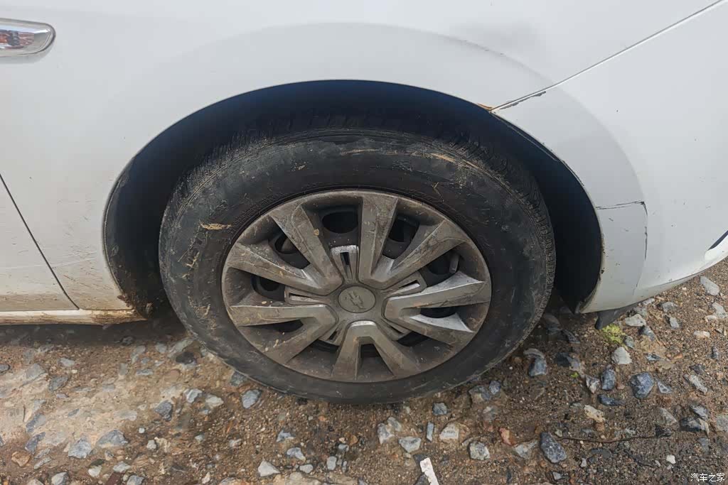 Chevrolet 3, 2015 6