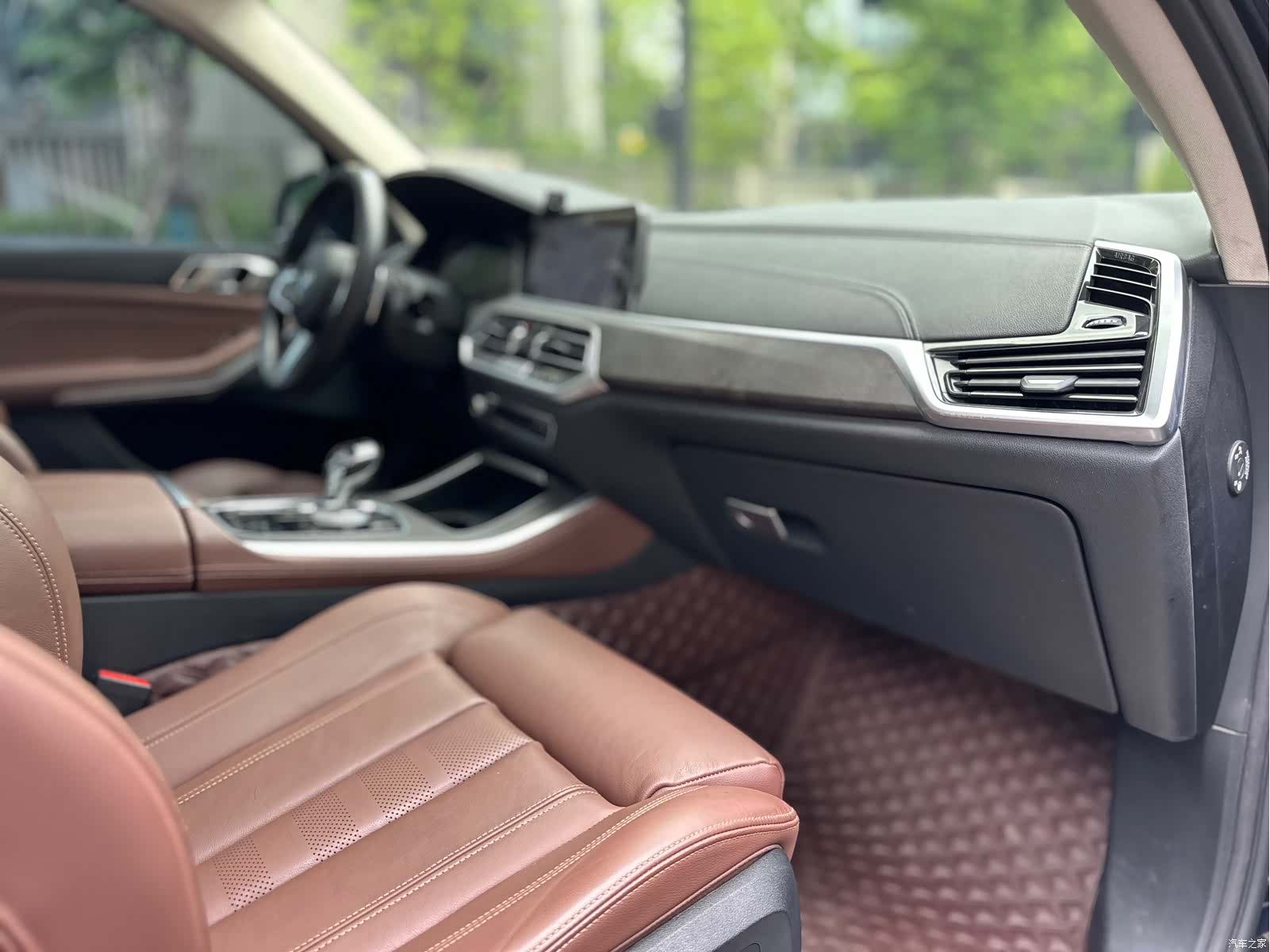 BMW X5, 2021 9