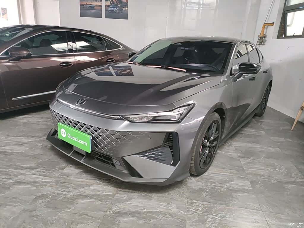 Changan UNI-V, 2024 1
