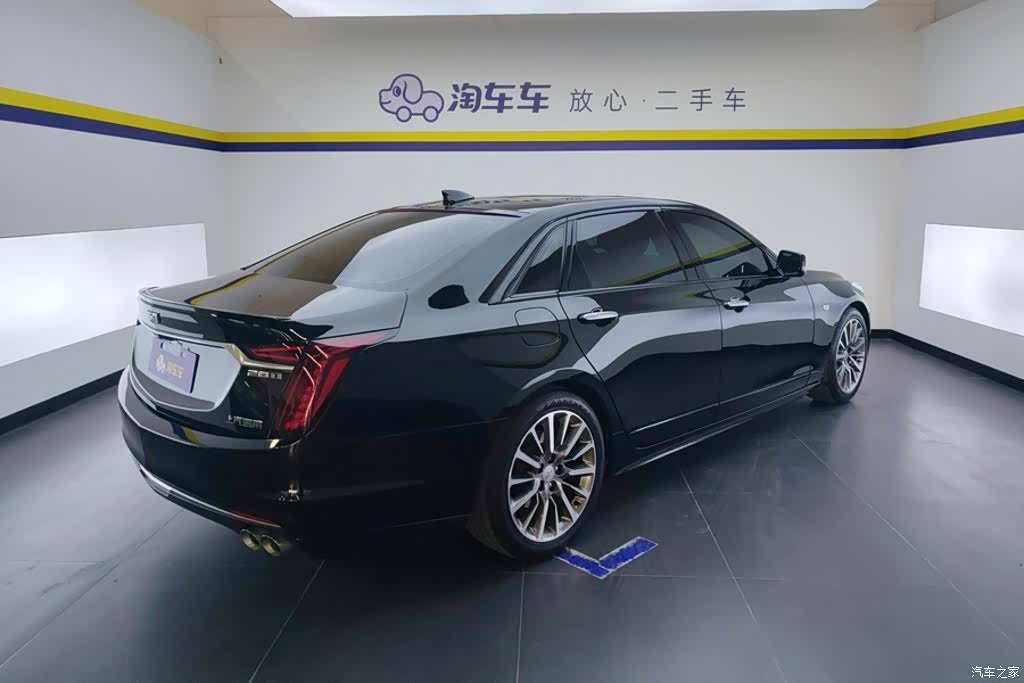 Cadillac CT6, 2023 3