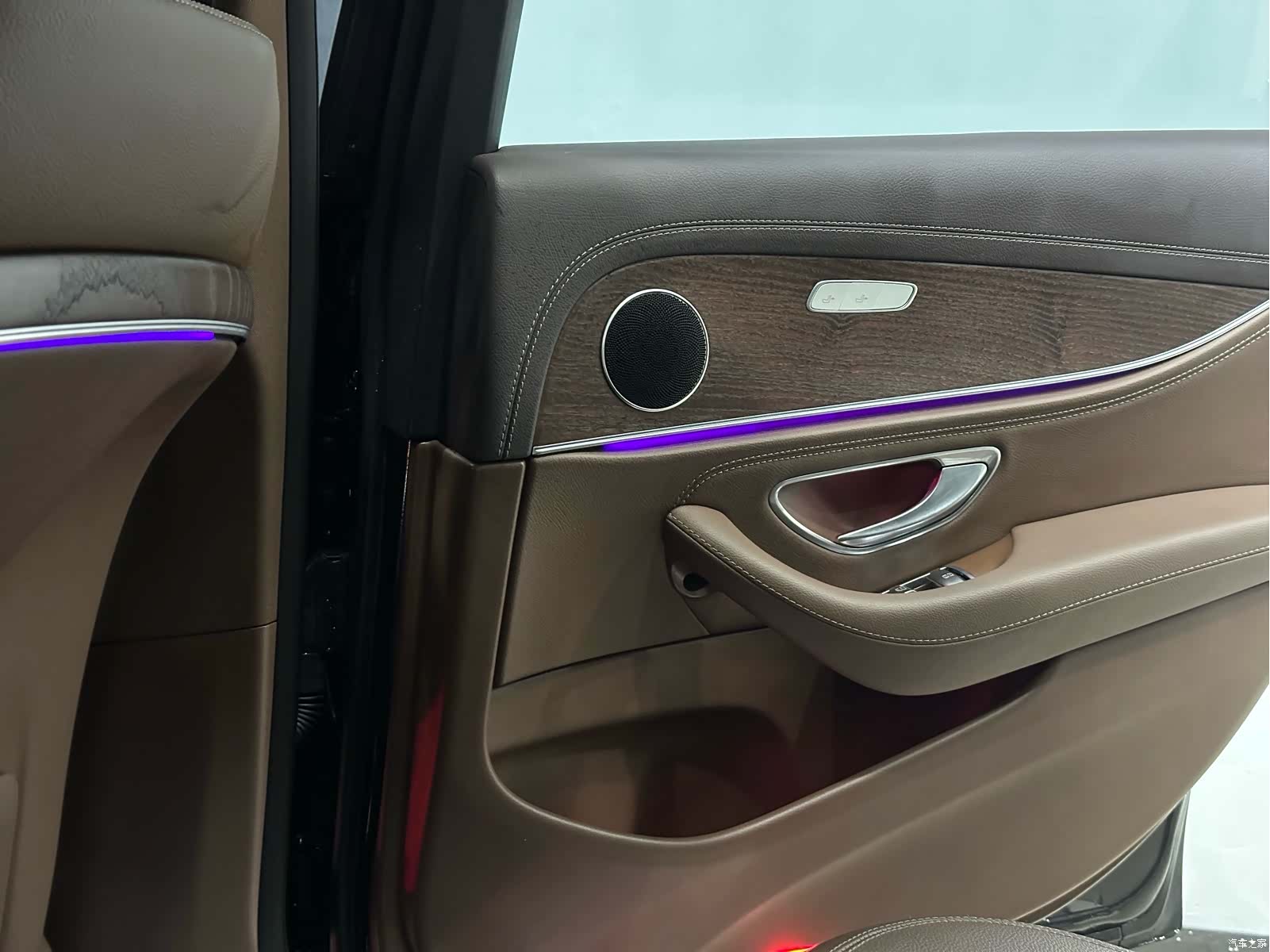 Mercedes-Benz E-Class, 2021 17