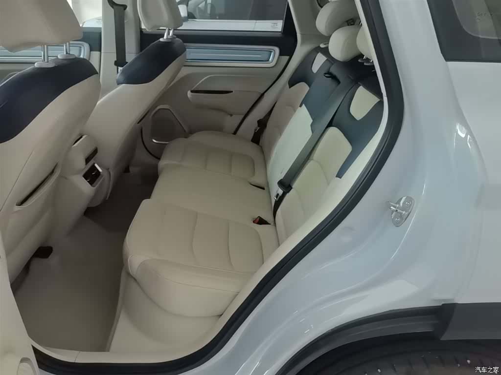 Geely Icon, 2023 17