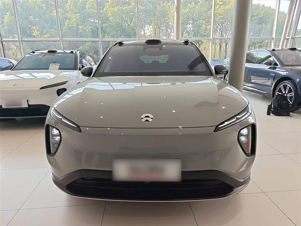 NIO ES6