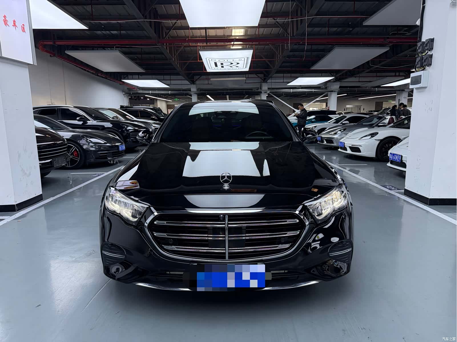Mercedes-Benz E-Class, 2024 2