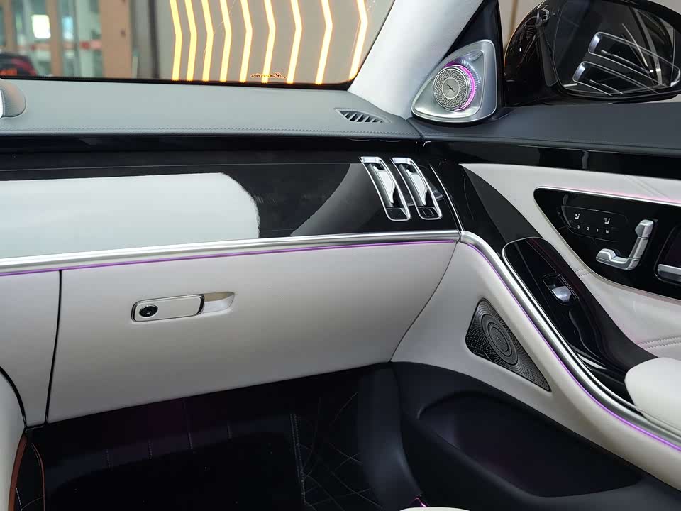 Mercedes-Benz Maybach S-class