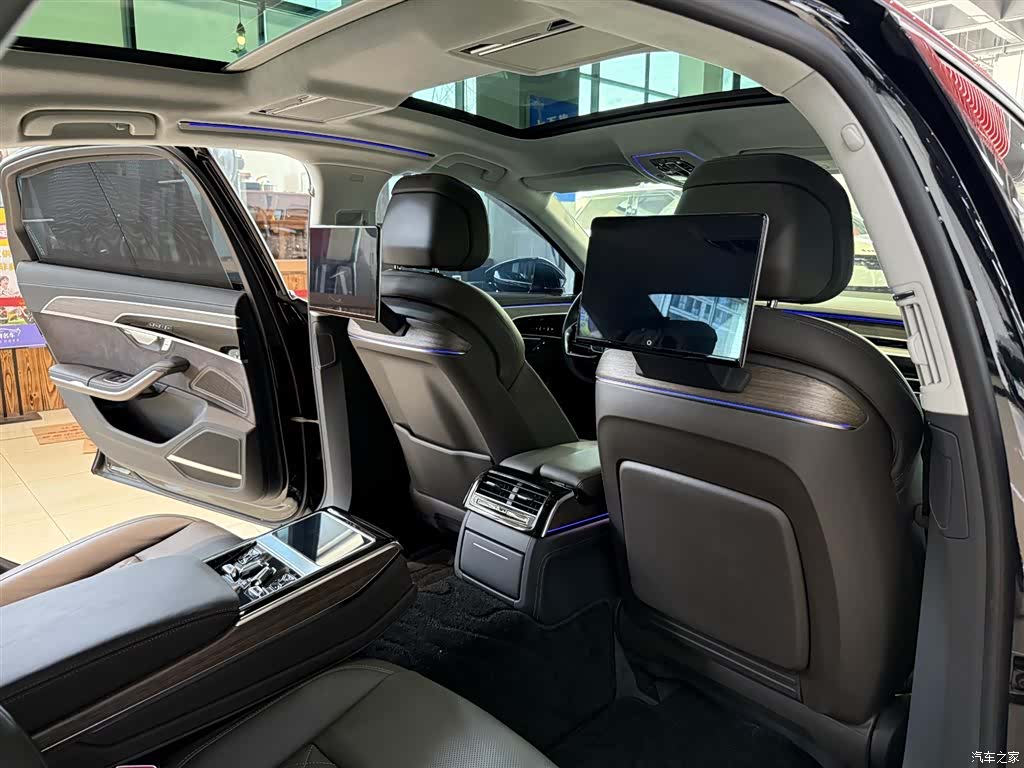 Audi A8L, 2024 22
