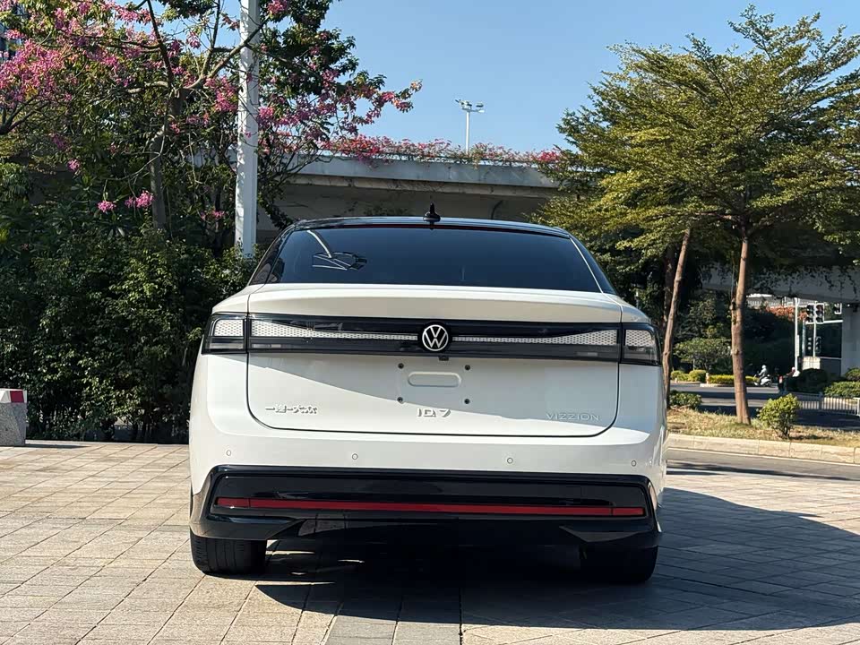 Volkswagen ID.7 VIZZION