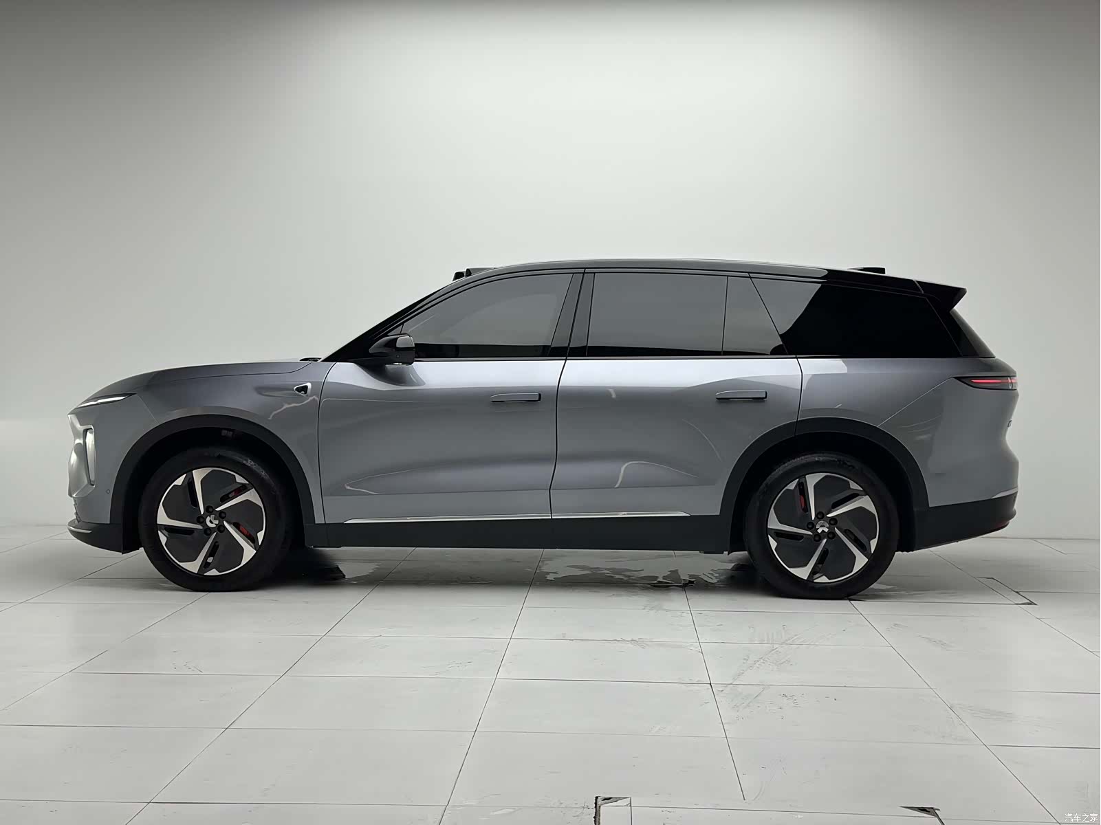 NIO ES8, 2024 23