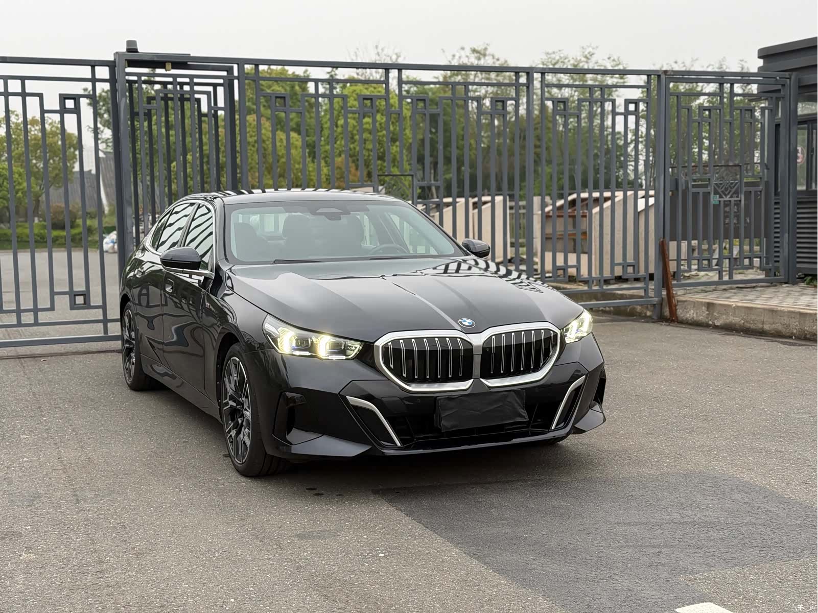 BMW 5 Series, 2024 11