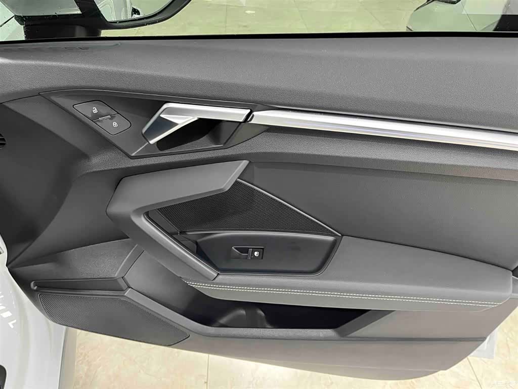 Audi A3, 2023 10