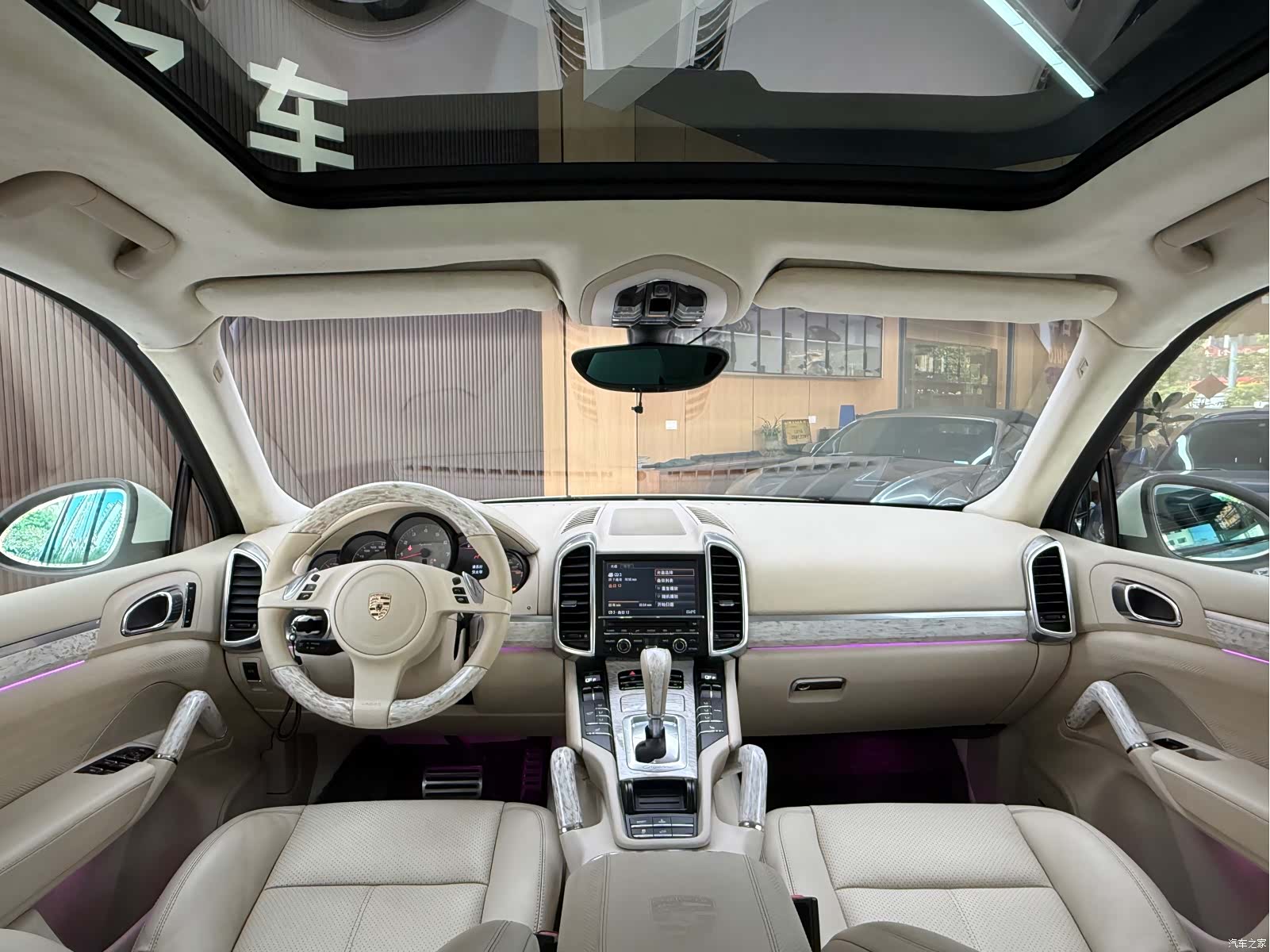 Porsche Cayenne, 2011 19