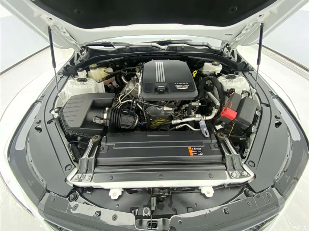 Cadillac CT4, 2023 12