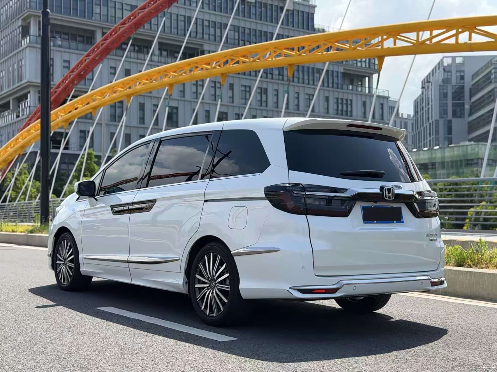 Honda Elysion, 2022 9