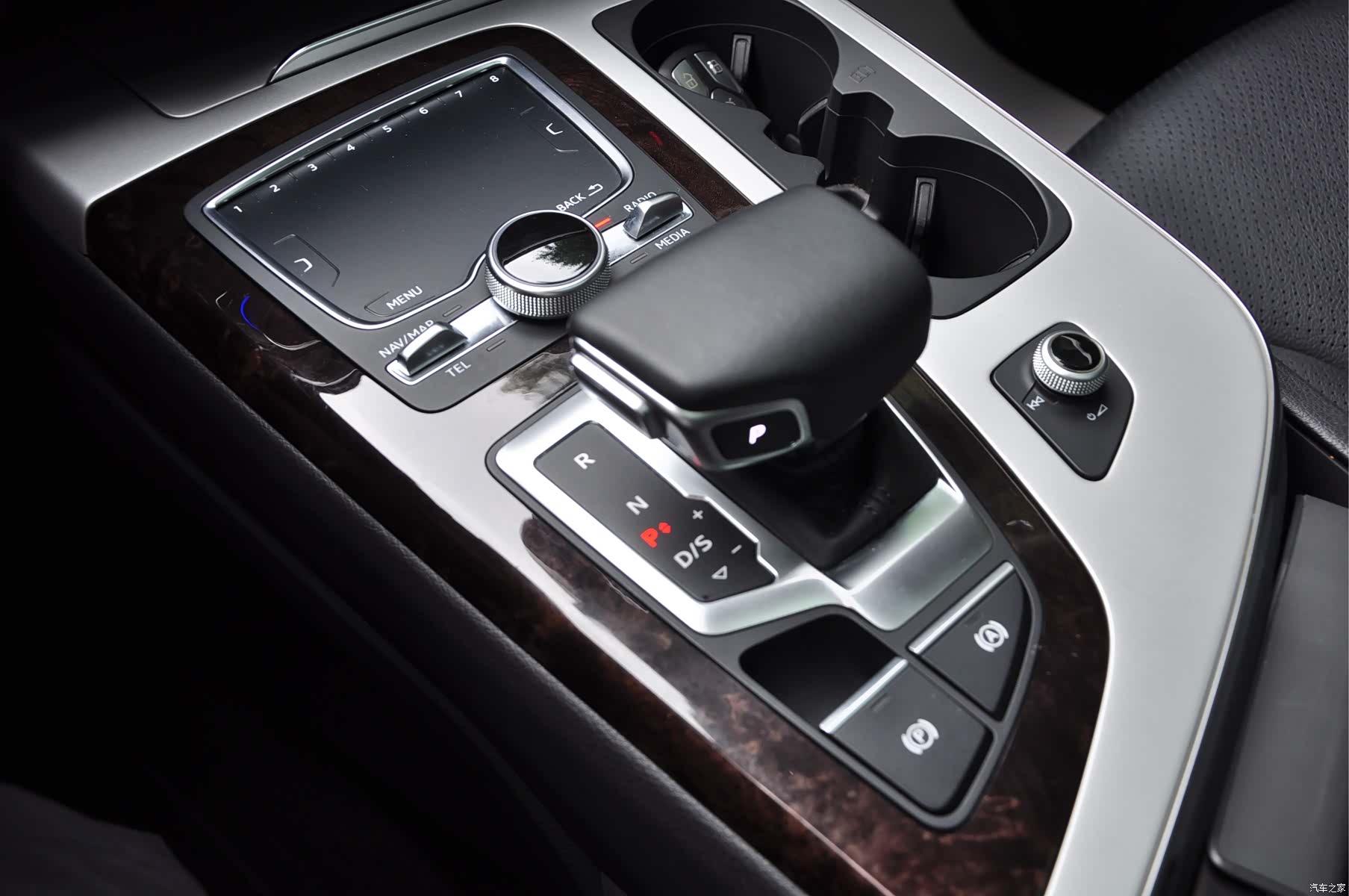 Audi Q7, 2018 12