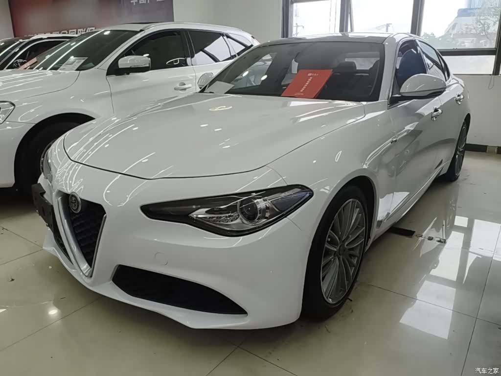 Alfa Romeo Giulia, 2018 1