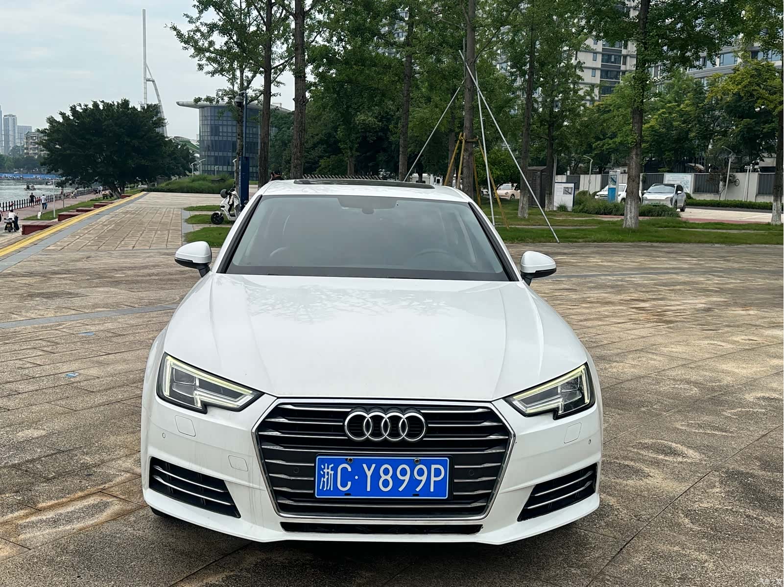 Audi A4L, 2018 2